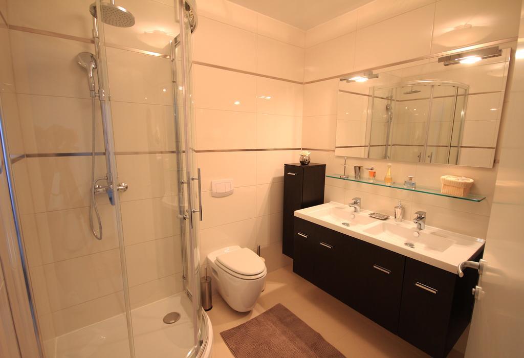 Apartments Villa Mantinela Malinska Kamer foto