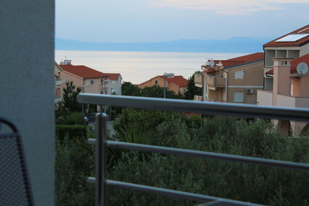 Apartments Villa Mantinela Malinska Buitenkant foto